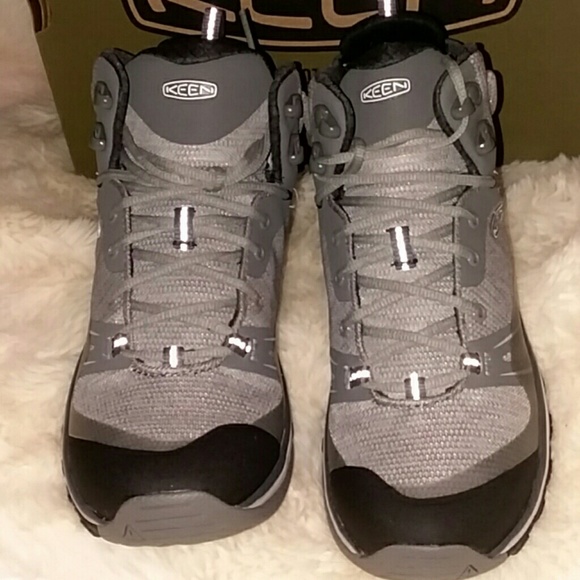 SOLD SOLD NWB Women's KEEN TERRADORA MID Shoes 8 - Picture 2 of 8